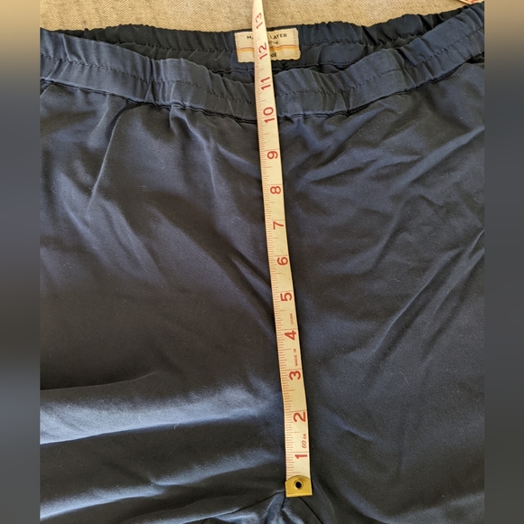 Marine Layer Allison Navy pant, size large - Picture 9 of 10